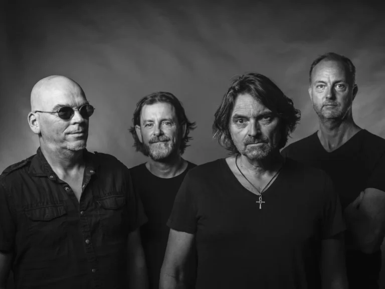 Golden Earring Tribute by The Naked Truth — muziek in Hellevoetsluis